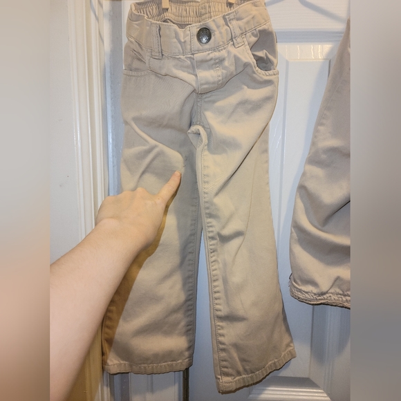 Girls khaki pants & capris bundle - Picture 5 of 6